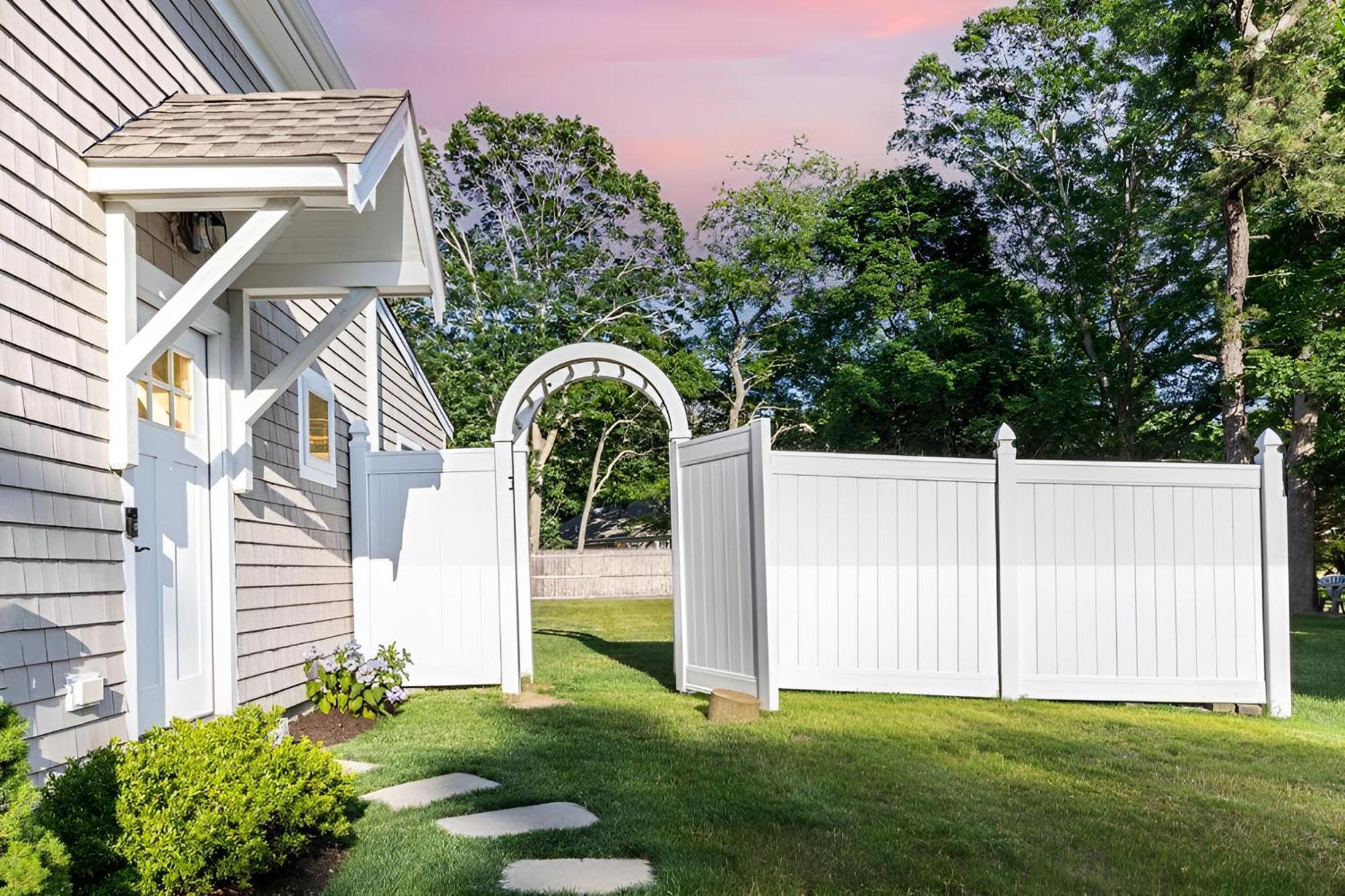 Renovated & Sophisticated Home Near Beach & Shops! Barnstable Buitenkant foto